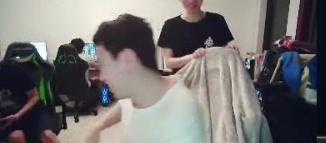 腿哥爆料视频全集,揭秘娱乐圈幕后真相与精彩瞬间 第1张 腿哥爆料视频全集,揭秘娱乐圈幕后真相与精彩瞬间 第1张